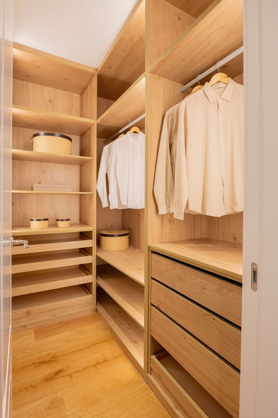 634f757b-857f-4256-914f-7f033a0a6201